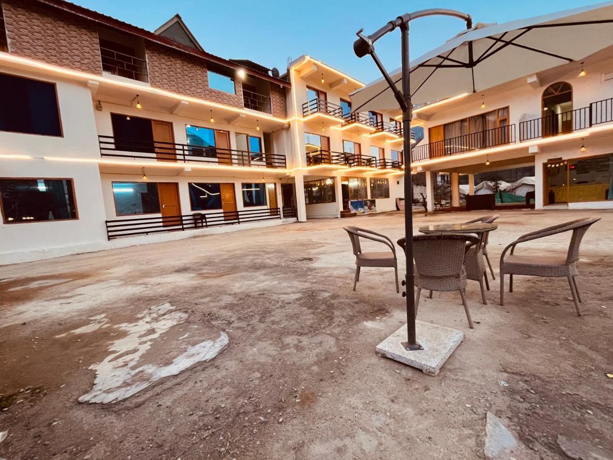 Himalayan Riverpark - A Four Star Luxury Hotel, Manali Екстериор снимка